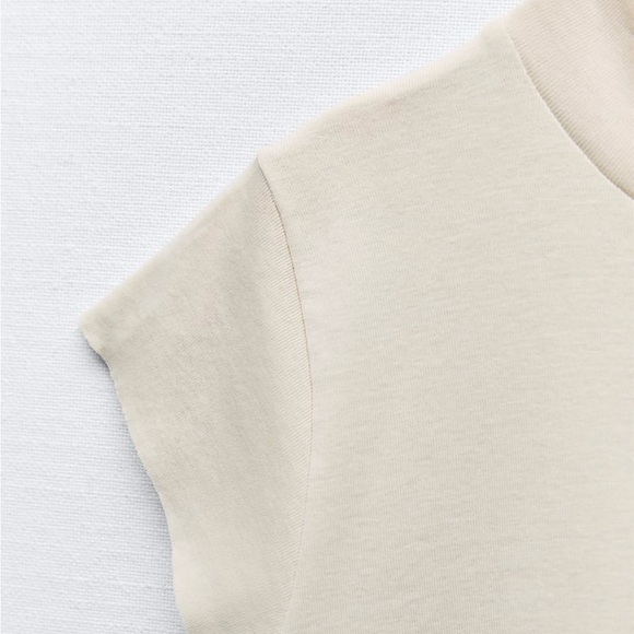 Zara Rib Cotton T-Shirt in Sand. Size XL - Picture 9 of 9